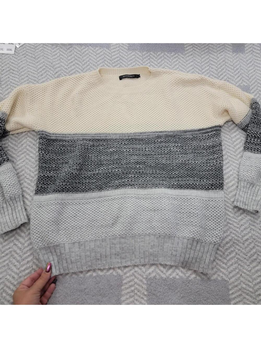Women's Multi and Grey Jumper